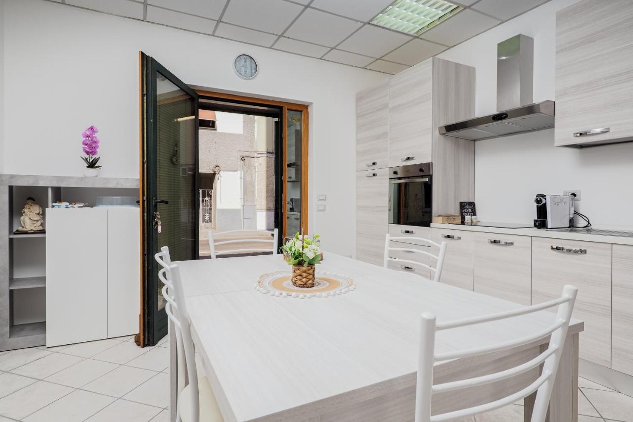 Saint Simplicio House Apartment Olbia Ngoại thất bức ảnh