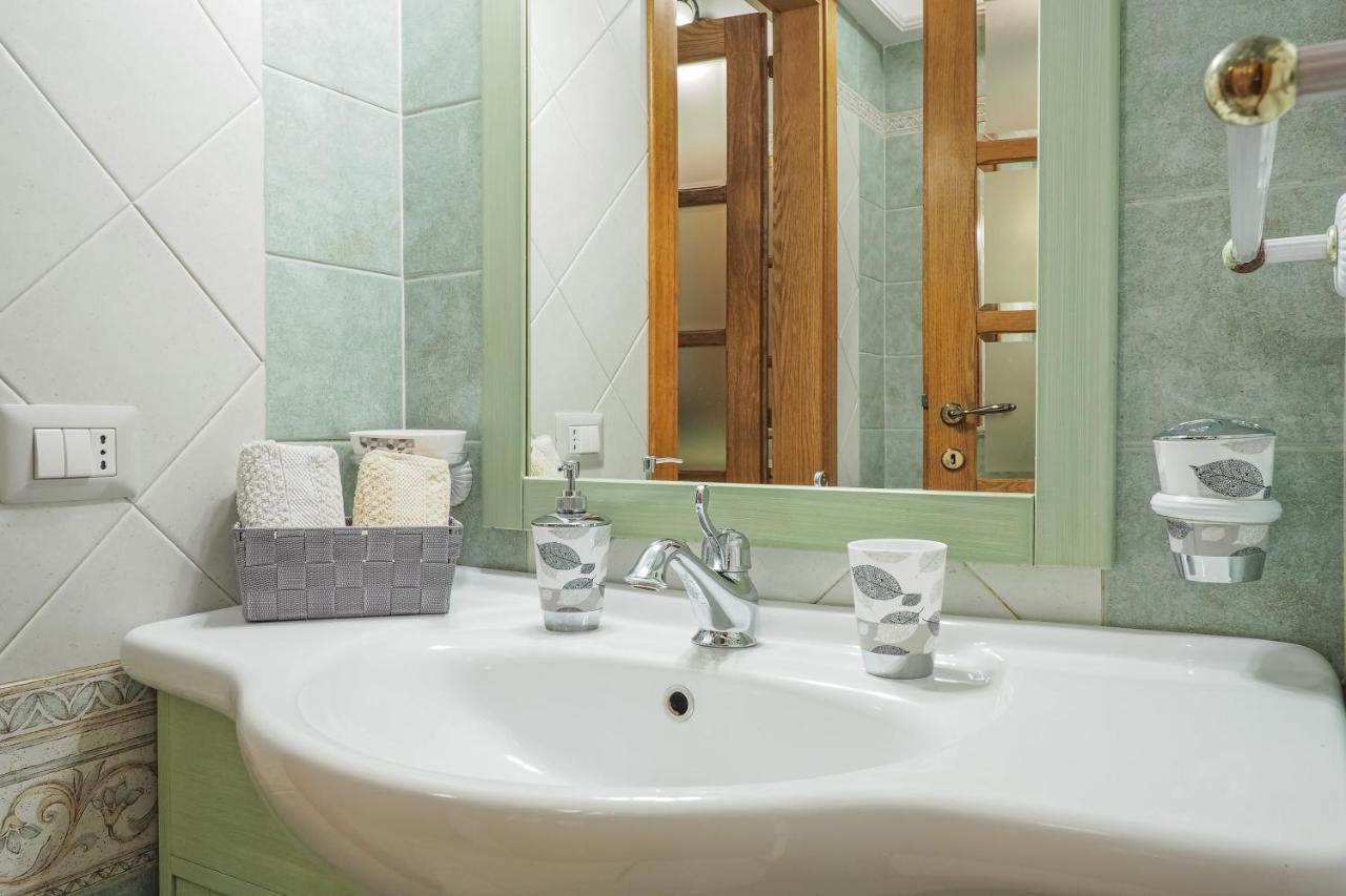 Saint Simplicio House Apartment Olbia Ngoại thất bức ảnh