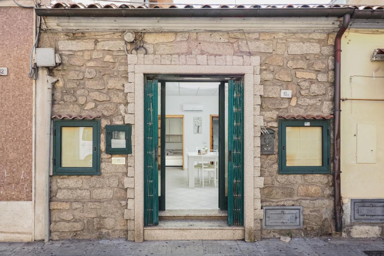 Saint Simplicio House Apartment Olbia Ngoại thất bức ảnh
